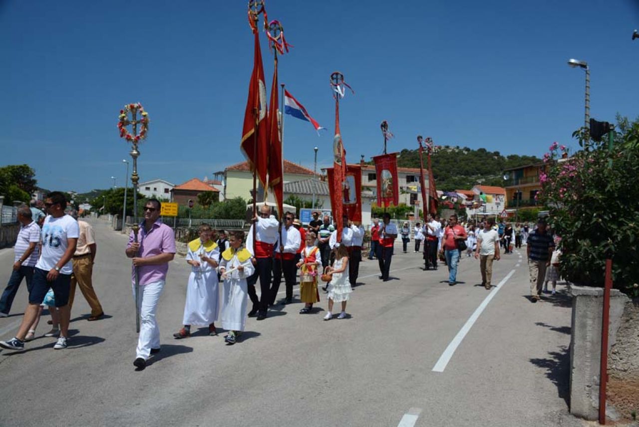 Procesije povodom proslave blagdana Tijelova 