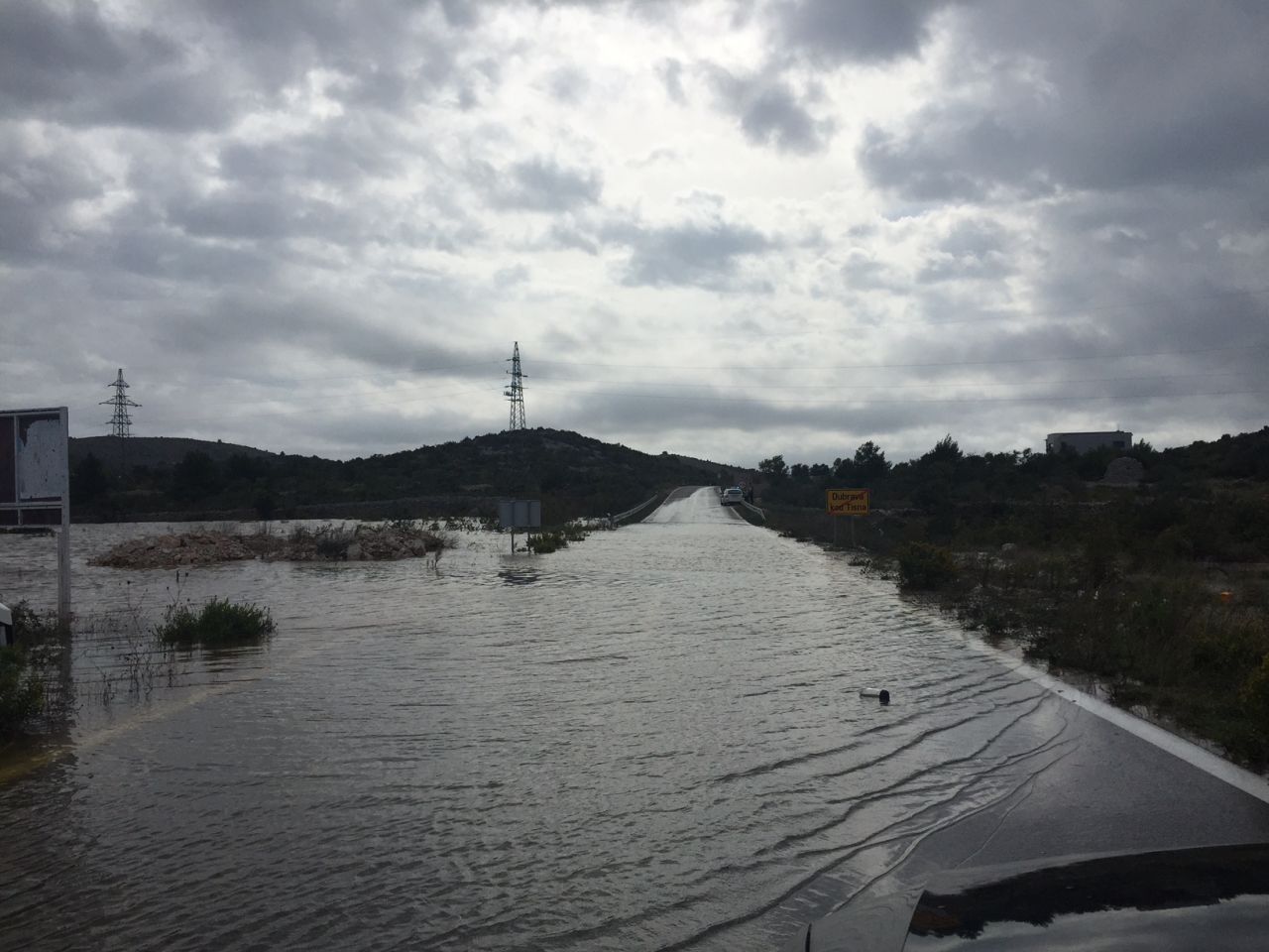 Proglašena elementarna nepogoda od poplava za područje Općine Tisno 