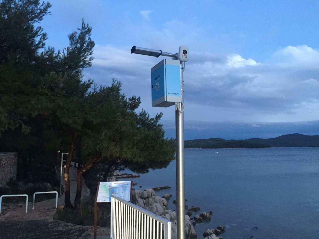 Postavljen video nadzor na šetnici Tisno-Jezera