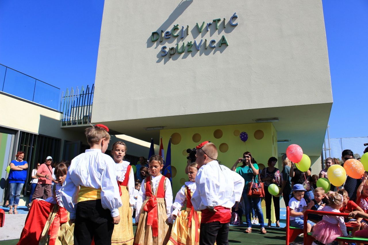 UPIS djece u Dječji vrtić Spužvica za pedagošku 2016/2017 godinu