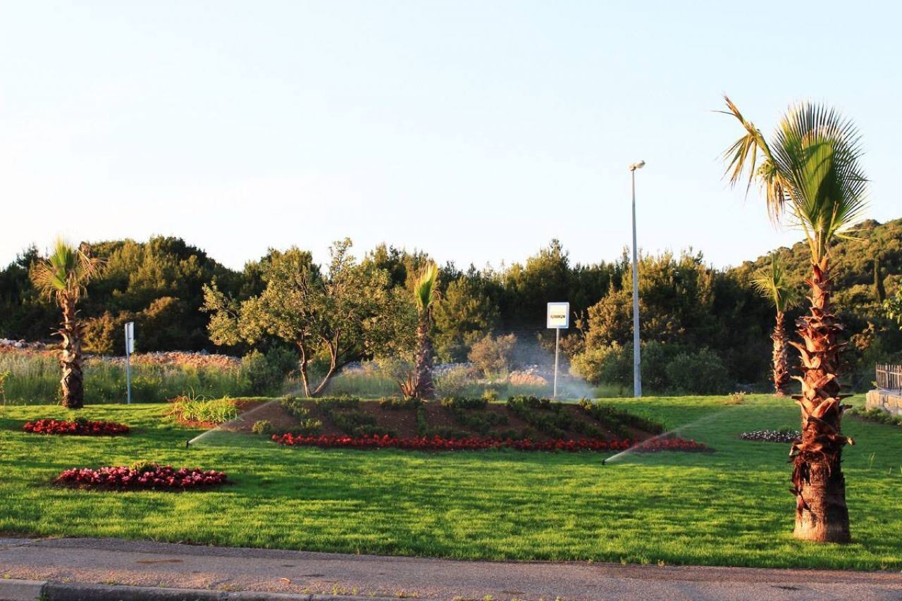 Završeni radovi na uređenju parka na ulazu u Jezera 