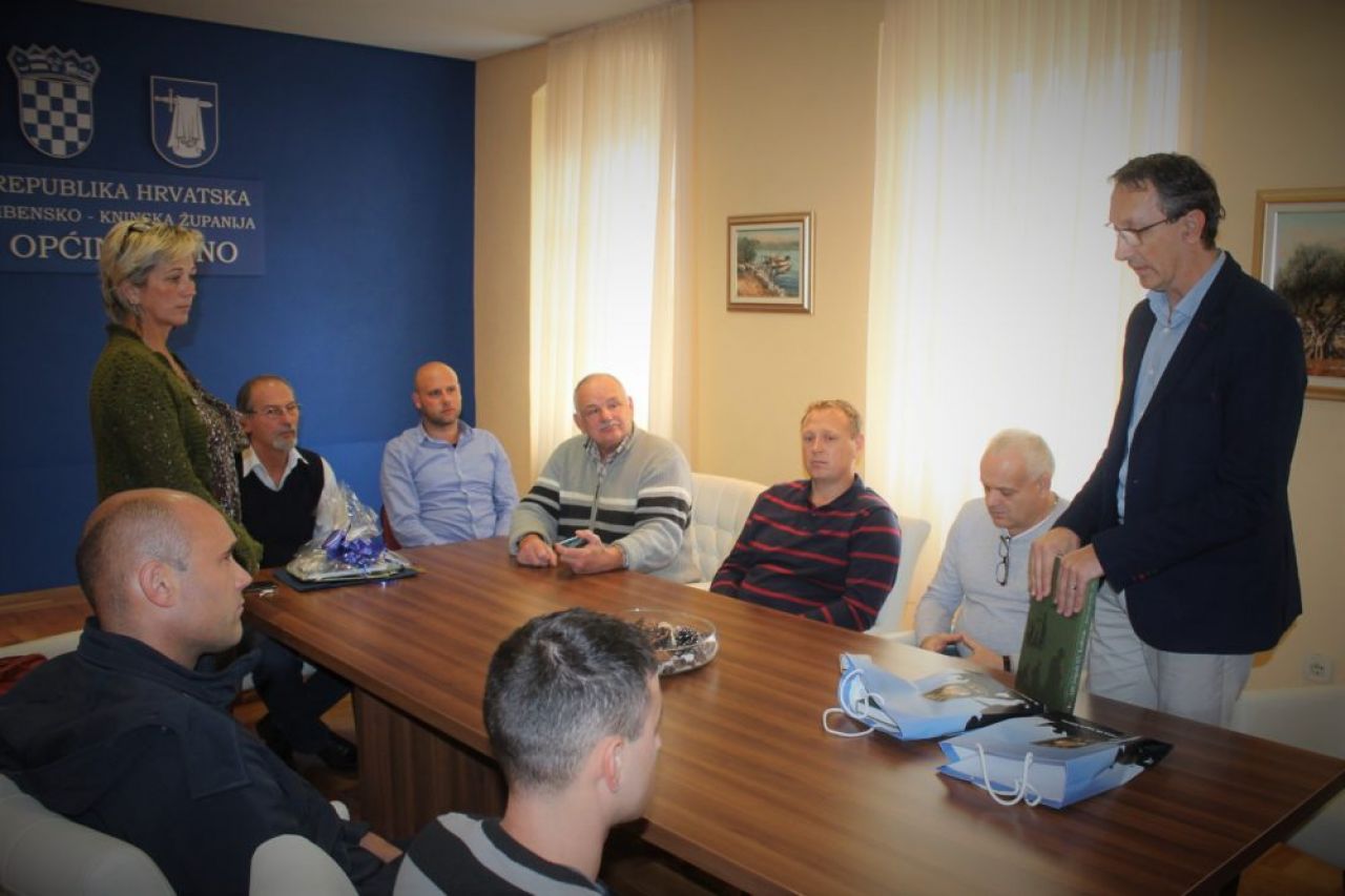 Održan svečani prijem vatrogasaca JVP Karlovac, DVD Orlovac kao i branitelja 129. Karlovačke brigade 