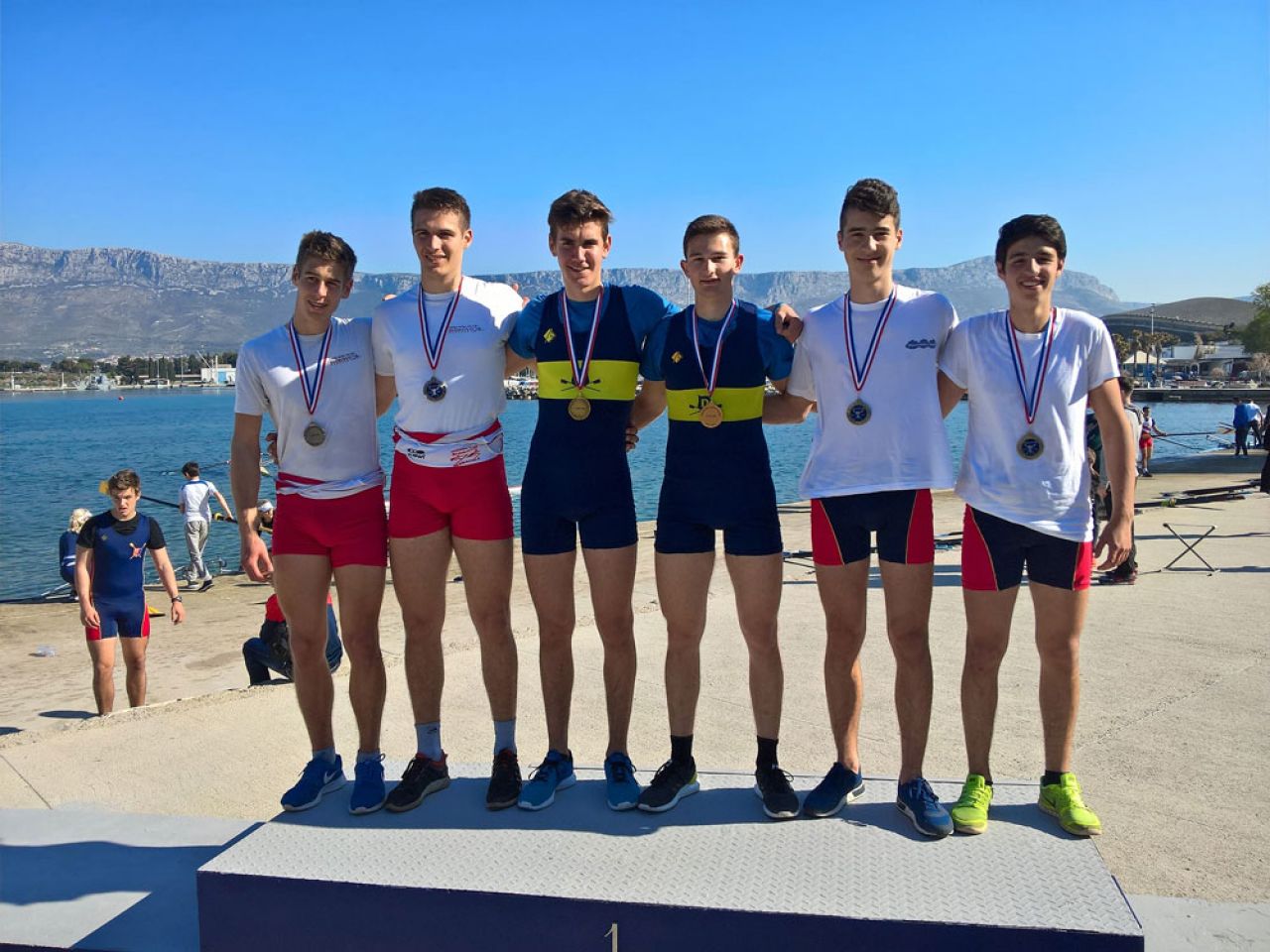 Uspješan početak veslačke sezone VK Dupin  