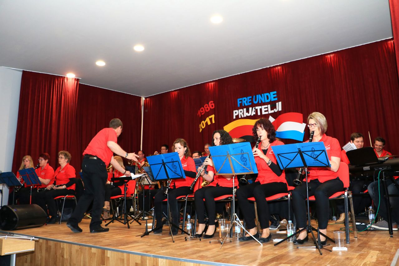 Svečanim koncertom otvoren novi Društveni dom u Tisnome 