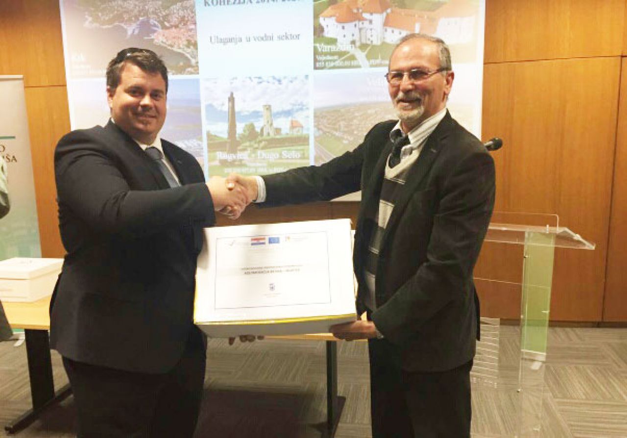 Općine Tisno i Murter-Kornati potpisale aplikacijski paket za sustav odvodnje vrijedan 128 milijuna kuna 