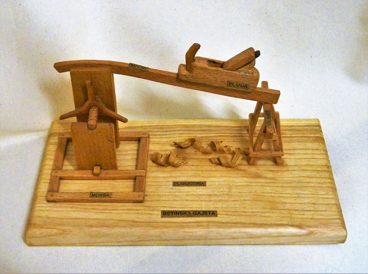 Suveniri  betinskog Muzeja drvene brodogradnje dobili oznaku Hrvatskog otočnog proizvoda