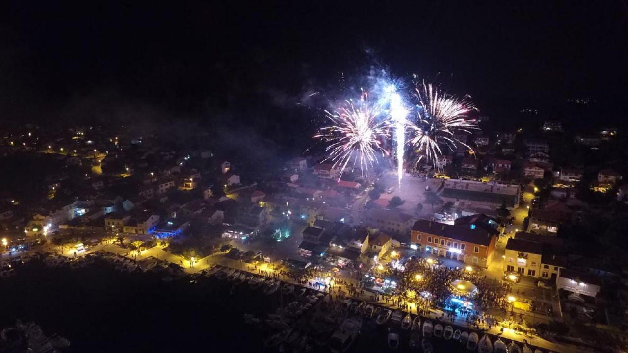 Bogat program u Jezerima - kulturno ljeto u Baganelovici i Jezerski dani mora 2017