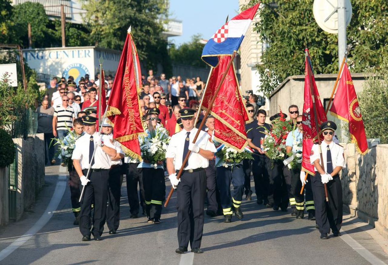 Mimohod sjećanja  - obilježavanje 10. godišnjice Kornatske tragedije  