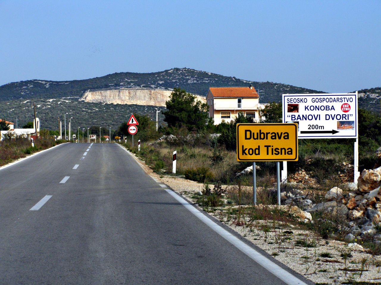Potpisan ugovor o završetku radova na rekonstrukciji vodovodne mreže u Dubravi kod Tisna 