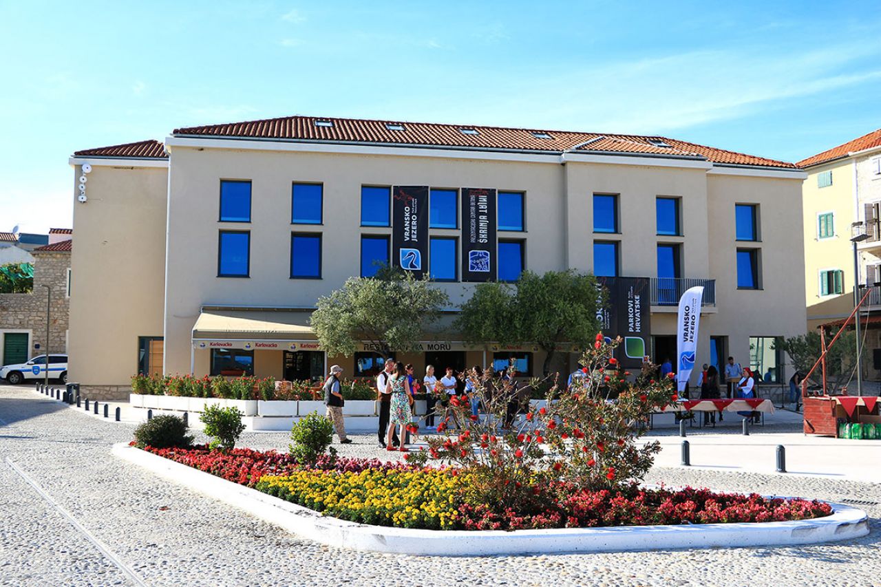 Općina Tisno retroaktivno iz fondova Europske unije dobila 1,2 milijuna kuna za izgradnju zgrade prezentacijskog centra u Betini 