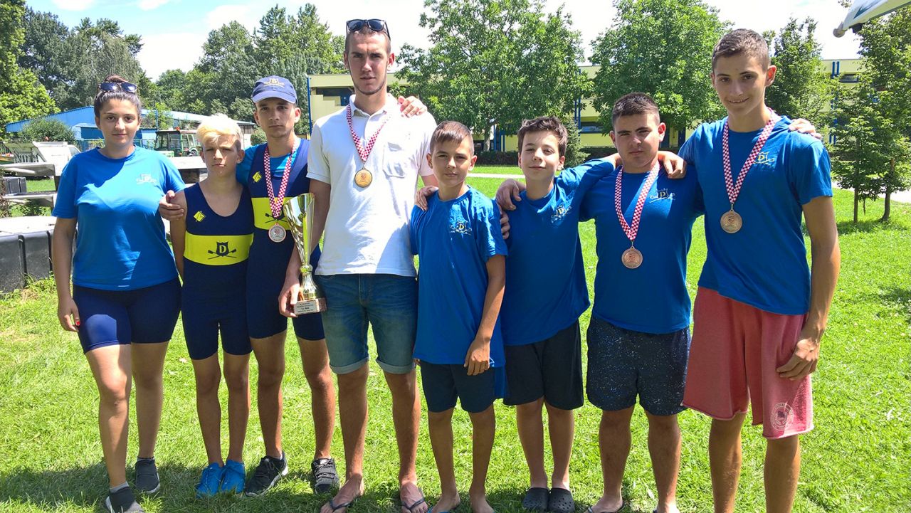 Nove medalje za veslače VK Dupin 