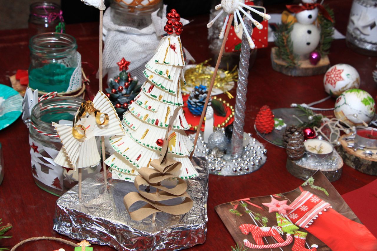 Adventski sajam u Jezerima 