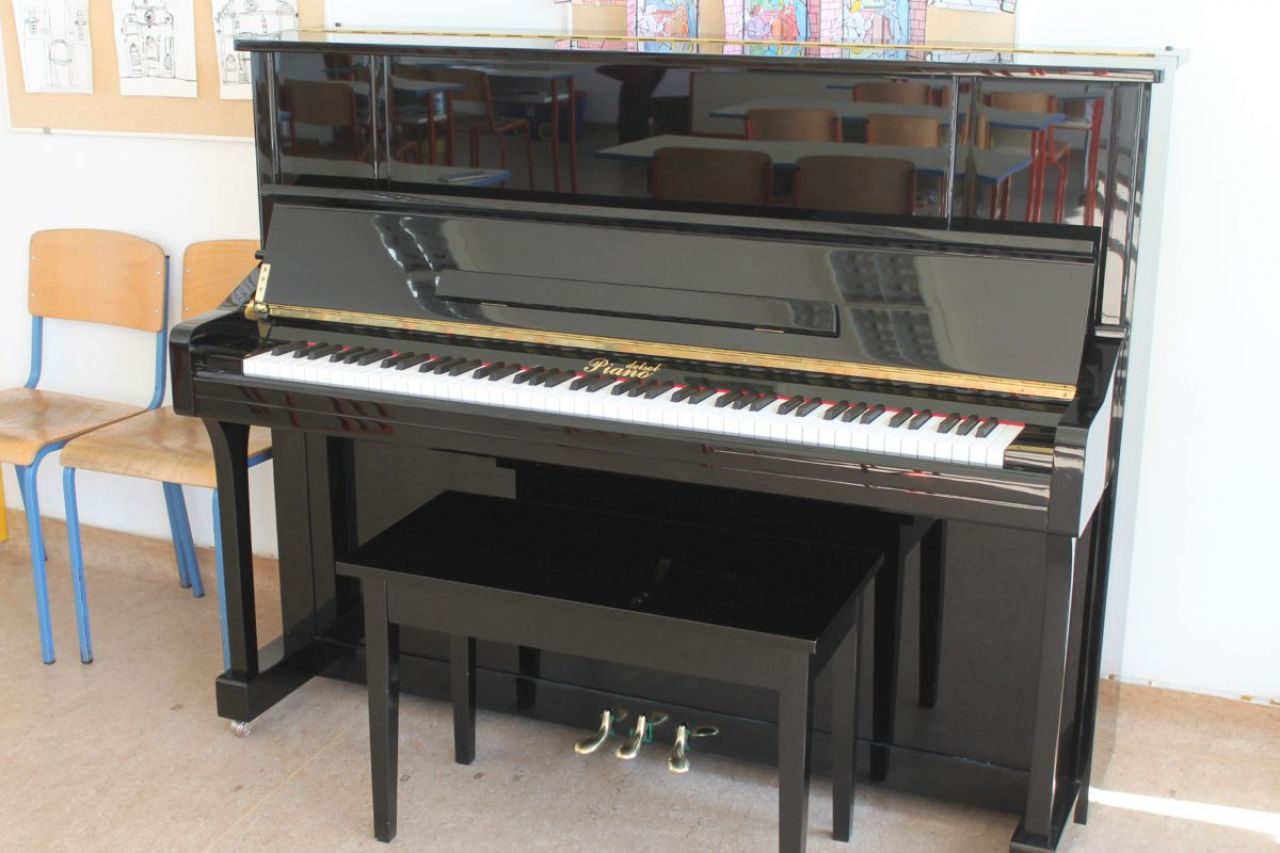 Glazbena škola Tisno - Obavijest o upisima 