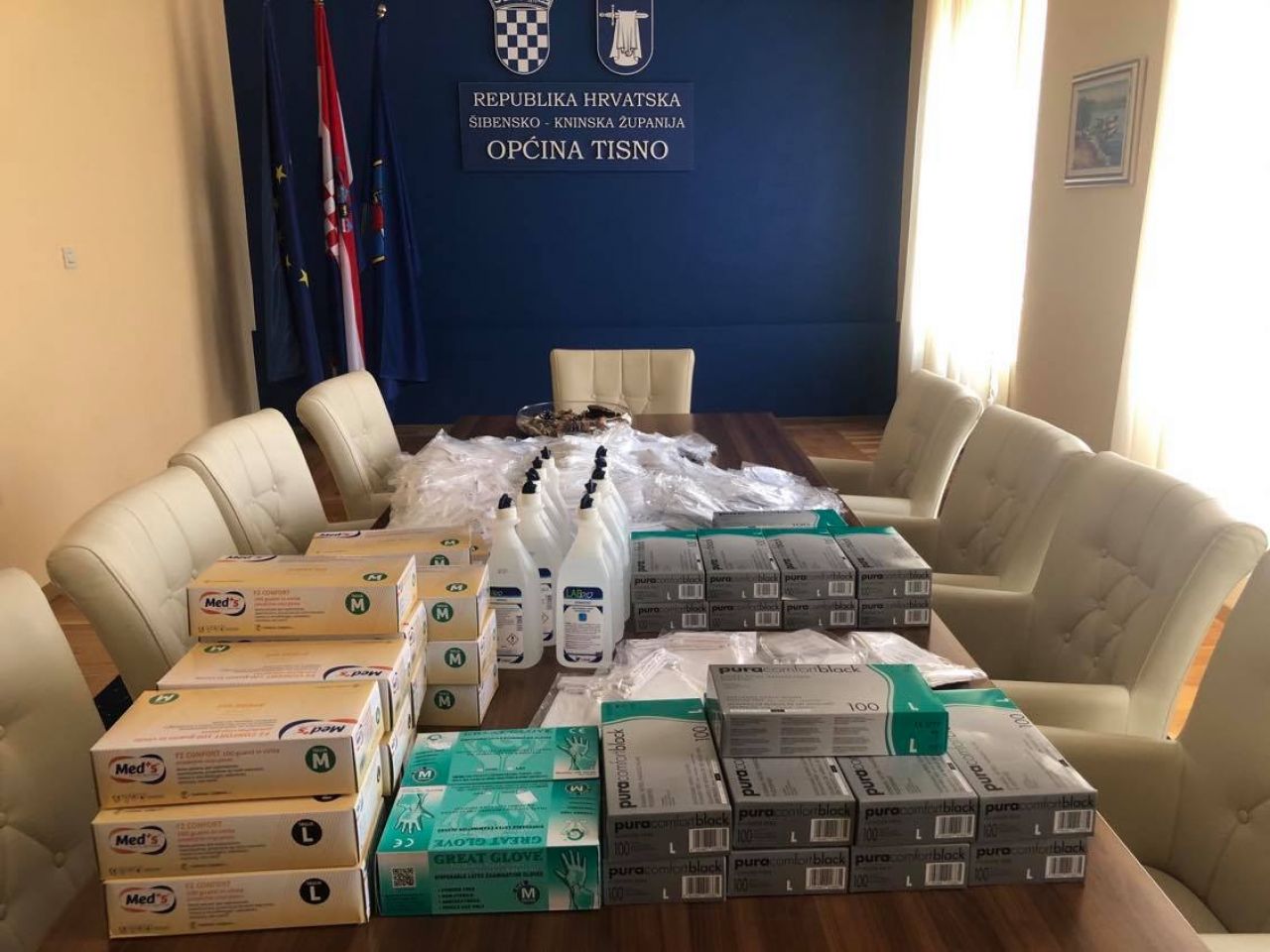 Donacija zaštitne opreme Općini Tisno 