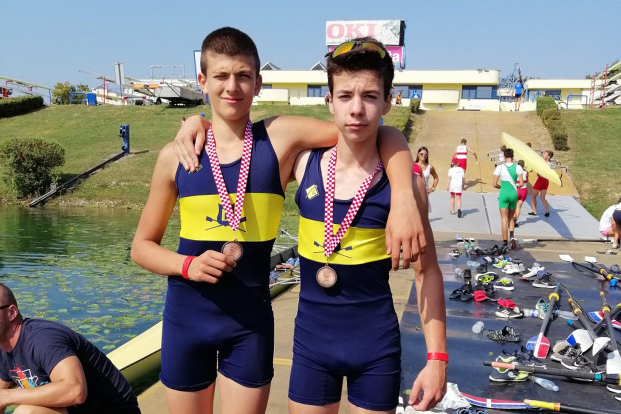 Brončana medalja za kadete VK Dupin na Hrvatskom veslačkom prvenstvu u Zagrebu 