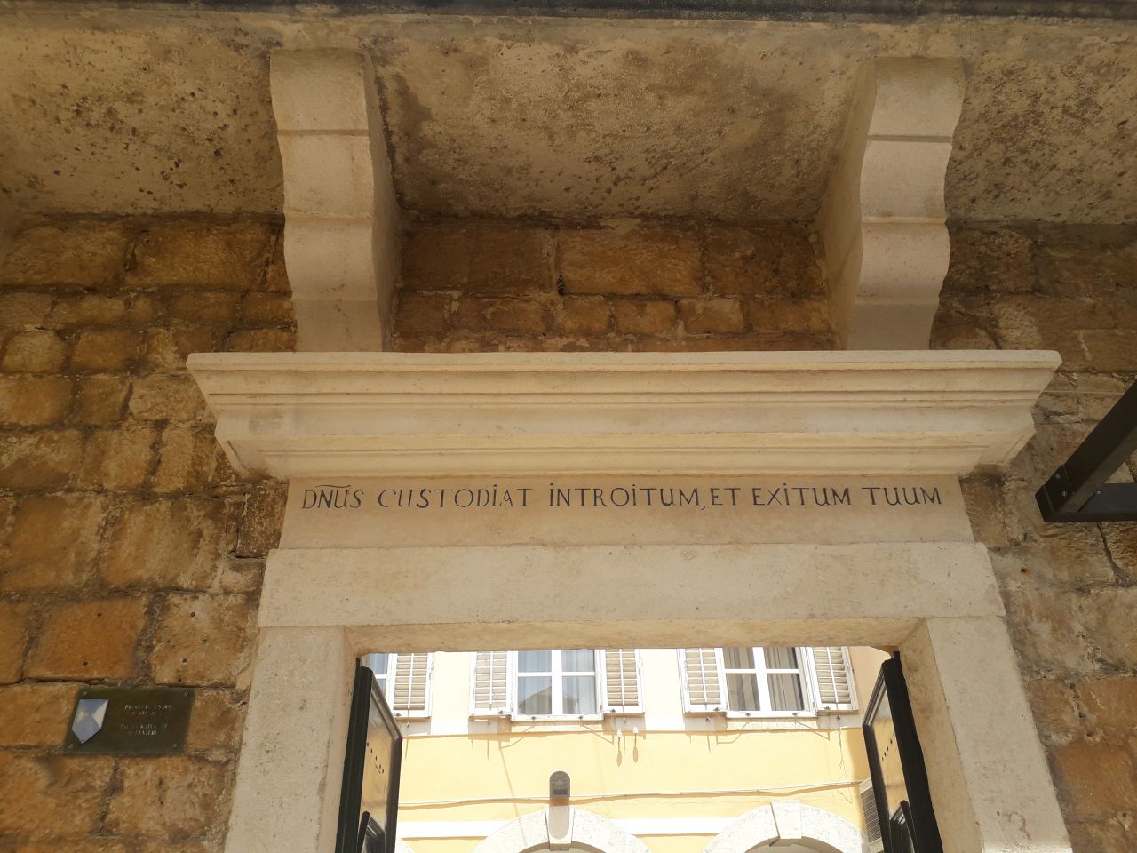 TISNO I TIŠ NJANI KROZ STOLJEĆA 11 