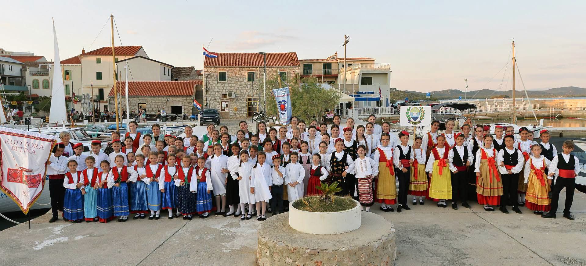 ZAVRŠENI DANI FO'KLORA U BETINI